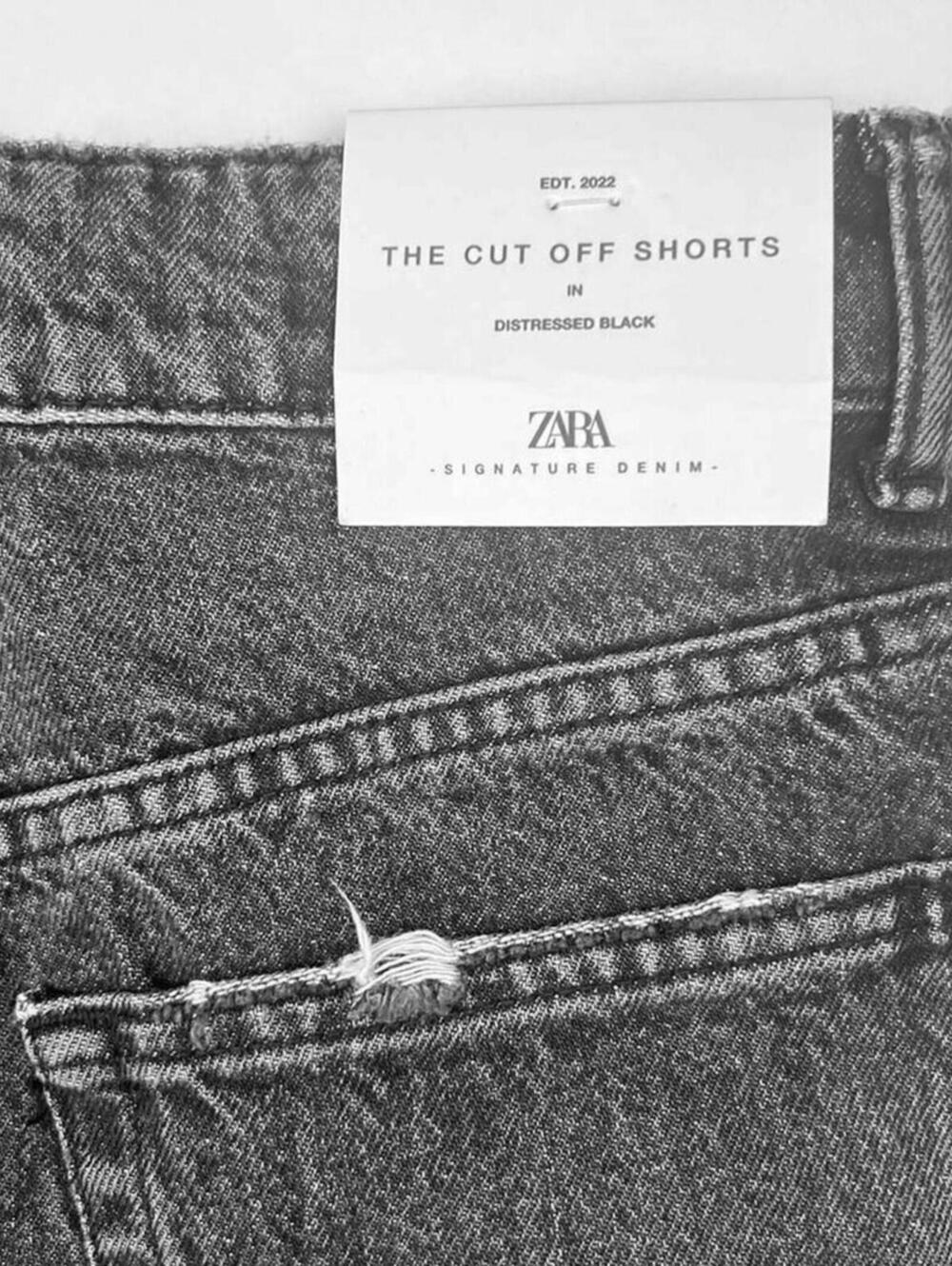 JULY SALE ZARA "Signature" Cut Off Shorts Size 4 NWT - Picture 2 of 6